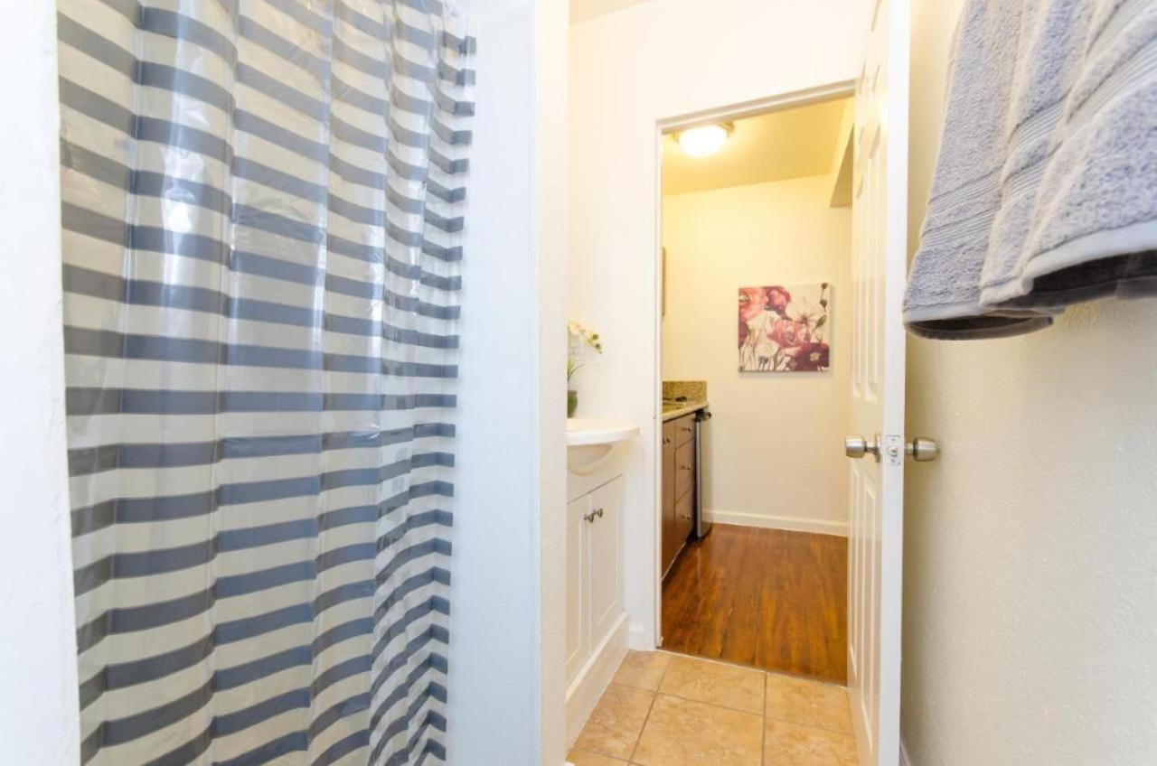 Snug Studio Apartment In The Heart Of Hollywood Los Angeles Eksteriør bilde