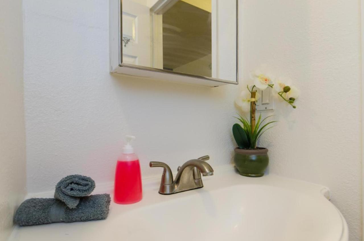 Snug Studio Apartment In The Heart Of Hollywood Los Angeles Eksteriør bilde